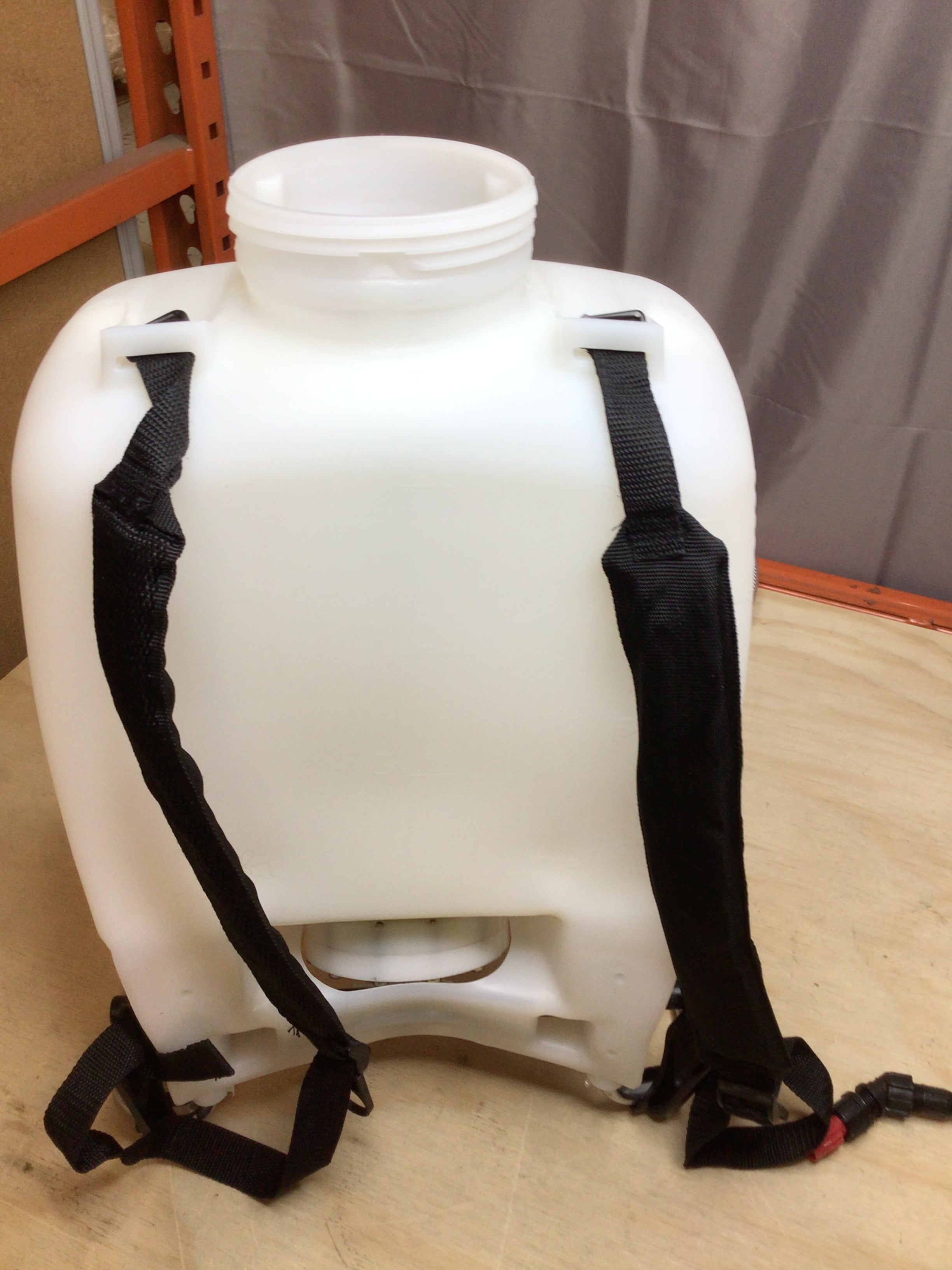Solo 473-D Pump 3-Gallon Professional Garden Backpack Sprayer Bleach-Resistant (8117684666606)
